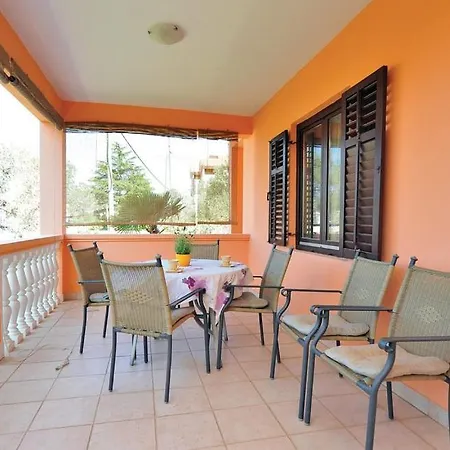 Apartment Devic